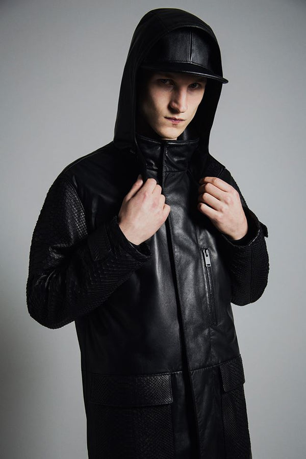 PARKA IN PELLE NERA CON MANICHE IN PITONE NERO